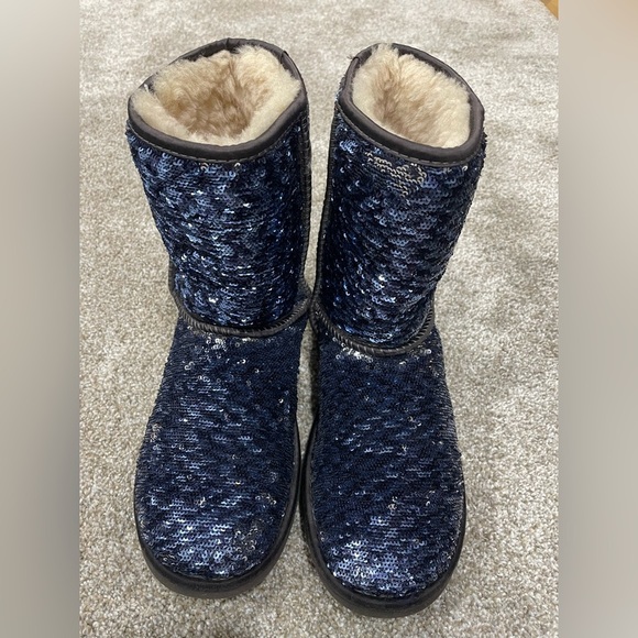 UGG Navy and Silver Sequin Winter Boots